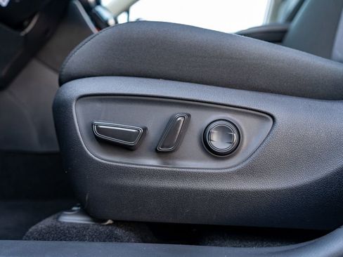 New 2025 Toyota RAV4 XLE image 20