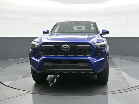 Certified 2024 Toyota Tacoma TRD Off-Road AWD/4WD image 2
