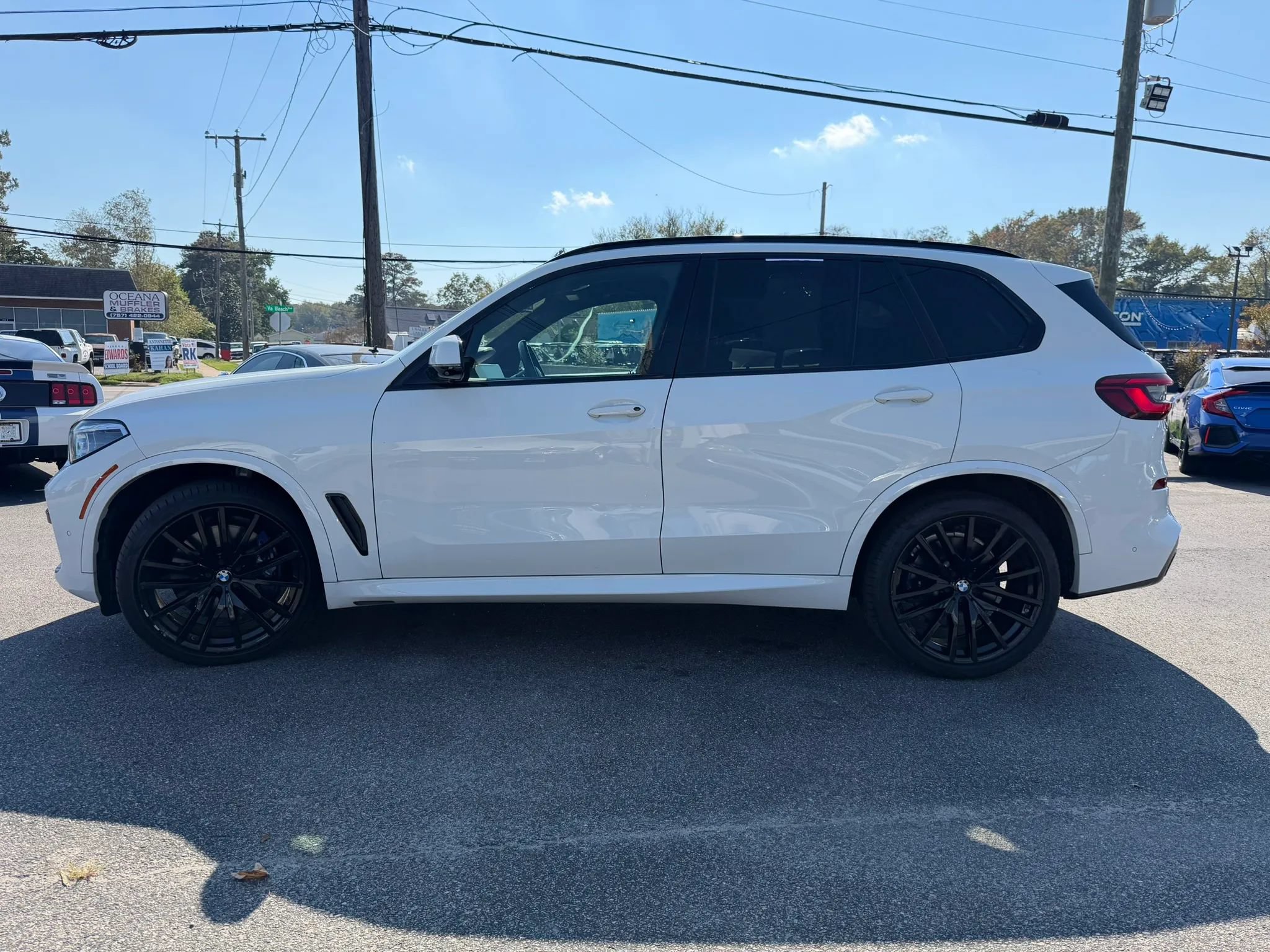 Used 2020 BMW X5 xDrive40i w/ M Sport Package AWD/4WD image 6