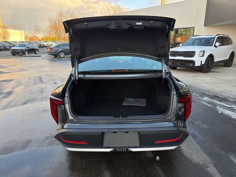 New 2025 Kia K4 LX image 18