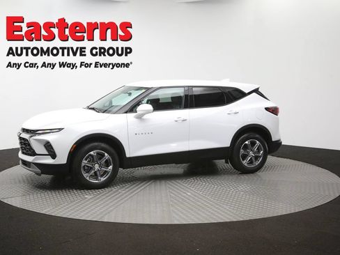 Used 2025 Chevrolet Blazer LT FWD image 58