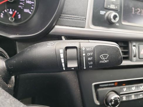 Used 2017 Kia Optima LX FWD image 24