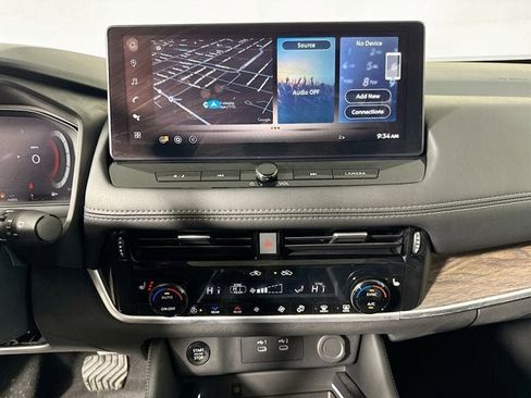 New 2026 Nissan Rogue Platinum w/ Tech Package image 13