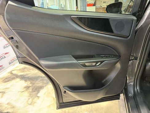 Used 2025 Lexus NX 250 FWD image 36