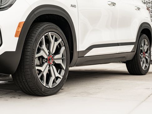 Used 2022 Kia Seltos SX w/ Sunroof Package AWD/4WD image 28