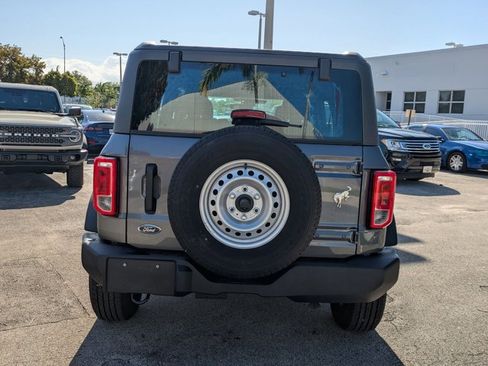 Used 2025 Ford Bronco Base image 6