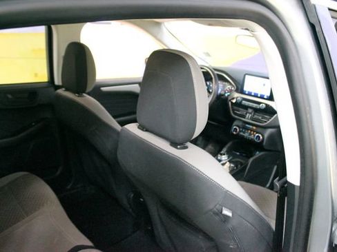 Used 2022 Ford Escape SE w/ Cold Weather Package AWD/4WD image 10