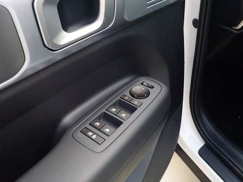 New 2026 Hyundai Santa Fe SE FWD image 14