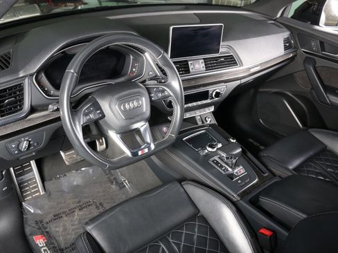 Used 2019 Audi SQ5 Premium Plus w/ Premium Plus Package image 4