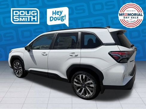 New 2026 Subaru Forester Touring AWD/4WD image 3
