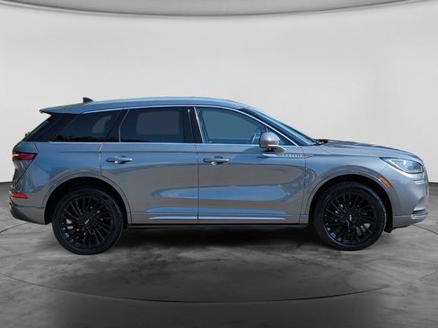 Used 2022 Lincoln Corsair Reserve AWD/4WD image 8