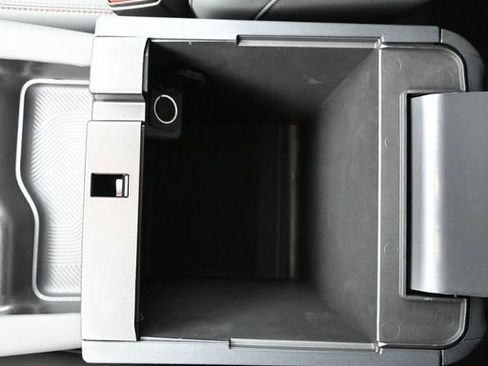 New 2026 Ford Explorer Active image 36