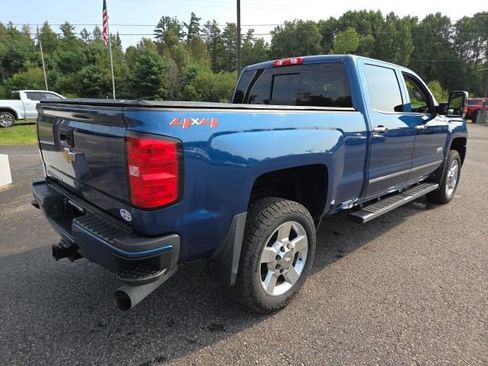 Used 2018 Chevrolet Silverado 2500 High Country AWD/4WD image 36