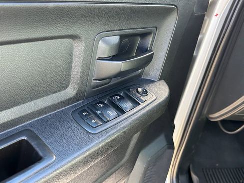 Used 2018 RAM 3500 Tradesman w/ Chrome Appearance Group image 16