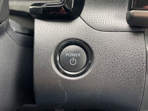 Used 2025 Toyota Camry LE image 21