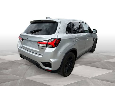 Used 2025 Mitsubishi Outlander Sport LE AWD/4WD image 8