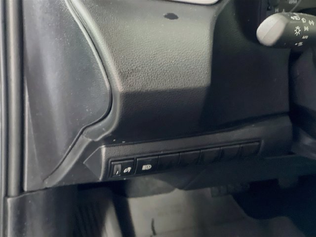 Used 2025 Toyota Corolla LE w/ Convenience Package FWD image 11