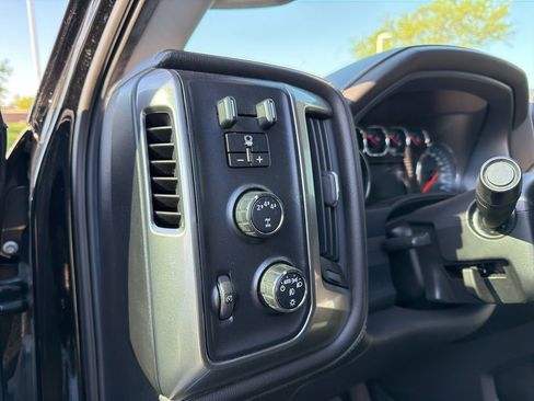 Used 2018 Chevrolet Silverado 2500 LTZ w/ Duramax Plus Package image 8