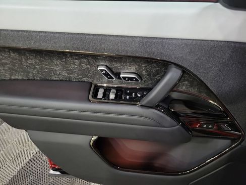 Used 2023 Land Rover Range Rover Sport First Edition AWD/4WD image 14