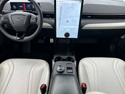 Used 2021 Ford Mustang Mach-E Premium image 13