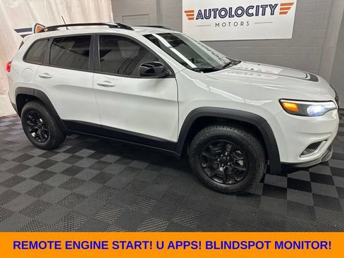 Used 2022 Jeep Cherokee Latitude AWD/4WD image 1