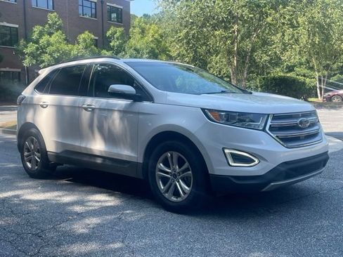 Used 2017 Ford Edge SEL w/ Equipment Group 201A FWD image 3