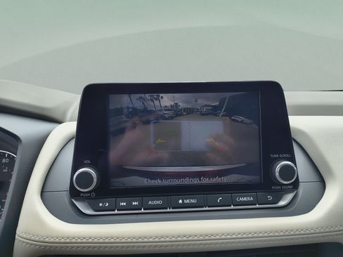 Certified 2023 Nissan Rogue SV FWD image 26