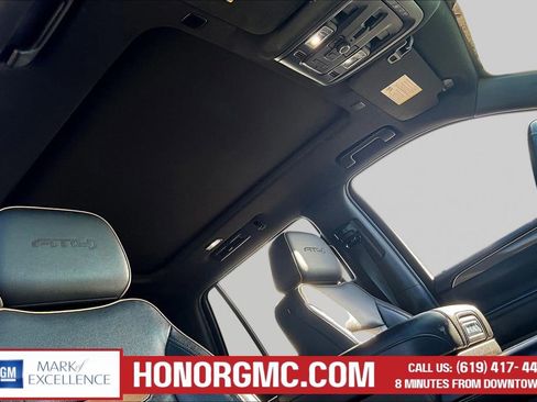 Used 2022 GMC Yukon AT4 image 26