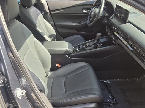 Used 2023 Honda Accord EX-L image 16