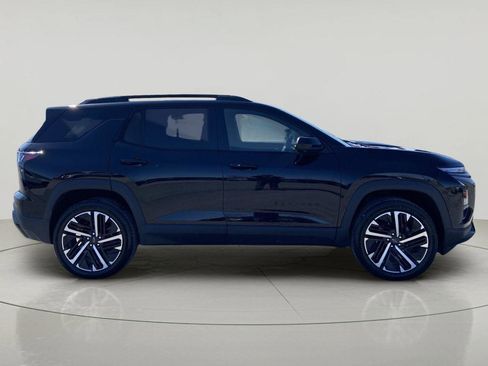 Used 2026 Chevrolet Equinox RS w/ Safety and Technology Package AWD/4WD image 2