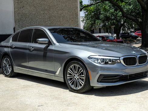 Used 2019 BMW 530i RWD image 6