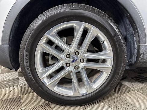 Used 2017 Ford Explorer Limited FWD image 9