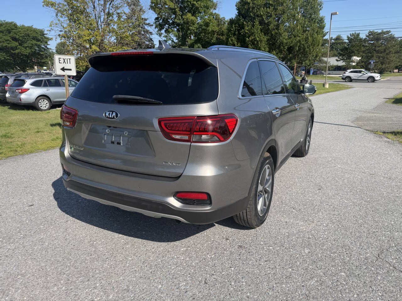 Used 2019 Kia Sorento EX w/ EX Touring Package AWD/4WD image 5