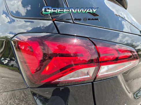 Used 2023 Chevrolet Equinox LS w/ LS Convenience Package FWD image 29