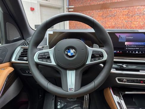 Used 2026 BMW X5 xDrive40i w/ M Sport Package AWD/4WD image 14