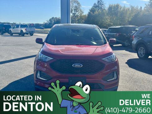 Used 2021 Ford Edge ST-Line w/ Class II Trailer Tow Package image 2