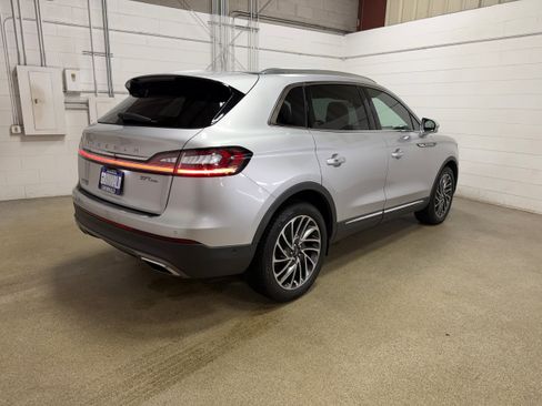 Used 2019 Lincoln Nautilus Reserve AWD/4WD image 8