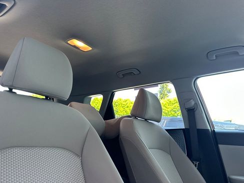 Certified 2025 Kia Soul LX FWD image 18