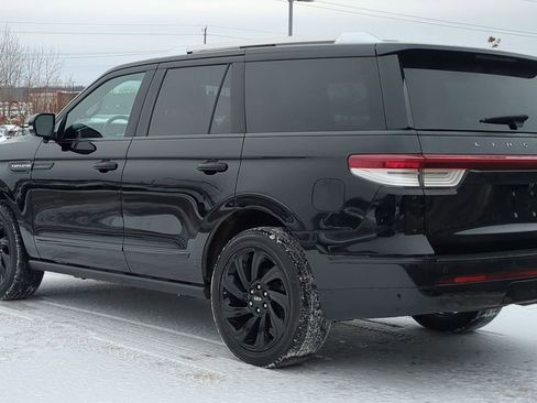 Used 2023 Lincoln Navigator Reserve w/ Equipment Group 201A image 3