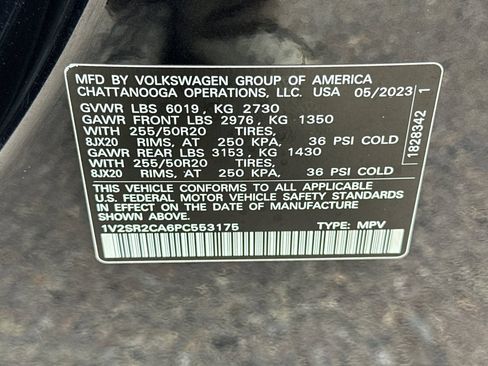 Used 2023 Volkswagen Atlas SEL R-Line AWD/4WD image 30