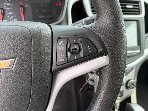 Used 2017 Chevrolet Sonic LT FWD image 22