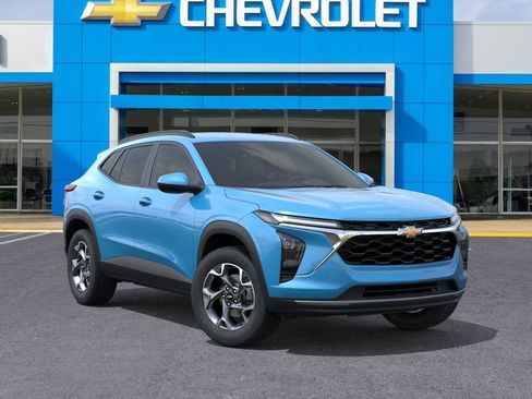 New 2026 Chevrolet Trax LT w/ Driver Confidence Package image 7