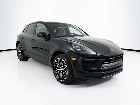 New 2026 Porsche Macan AWD/4WD image 7