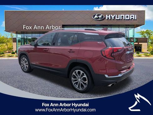 Used 2019 GMC Terrain SLT w/ Preferred Package AWD/4WD image 3