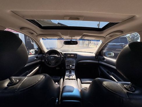 Used 2012 INFINITI G37 Journey w/ Premium Pkg RWD image 29