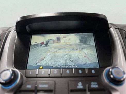 Used 2017 Chevrolet Equinox LT w/ Convenience Package image 24