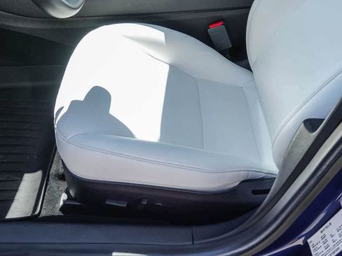 Used 2019 Tesla Model 3 Standard Range Plus image 19