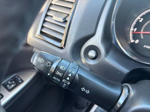 Used 2021 Mitsubishi Outlander Sport SE image 41