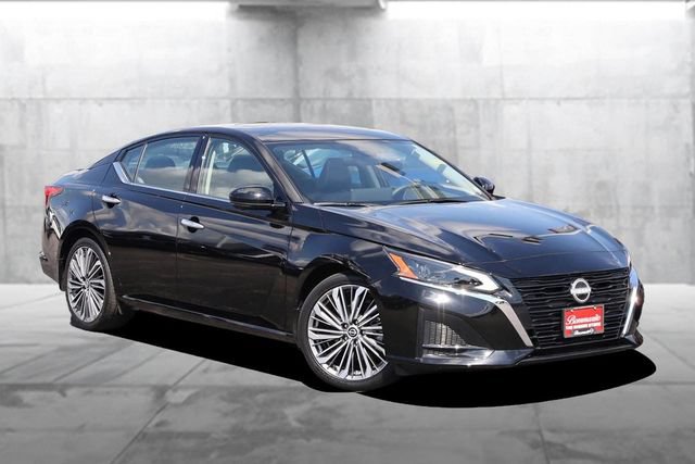 Certified 2025 Nissan Altima 2.5 SL FWD image 2