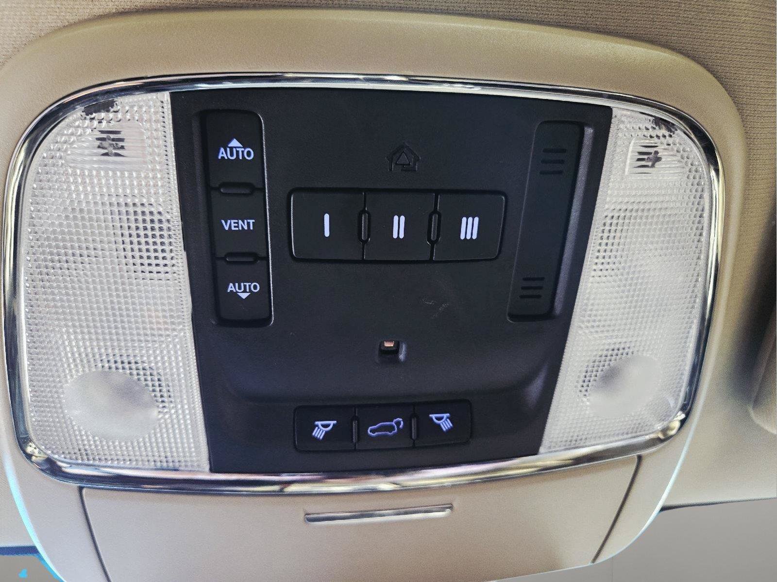 Used 2015 Jeep Grand Cherokee Limited AWD/4WD image 42